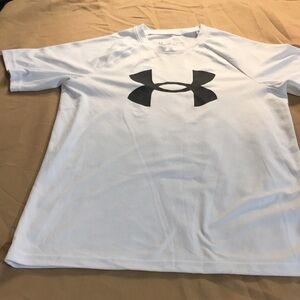 Under Armour Men's White T-Shirt be